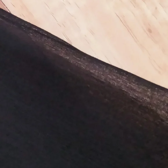 Bebe Quilted Yoke Top with Mesh - Picture 3 of 8